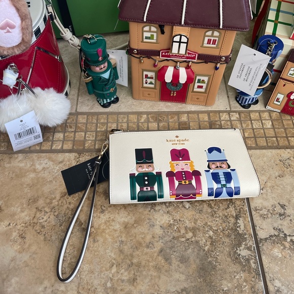 Kate Spade Novelty Oh What Fun Nutcracker Double Zip Wristlet - Picture 11 of 14